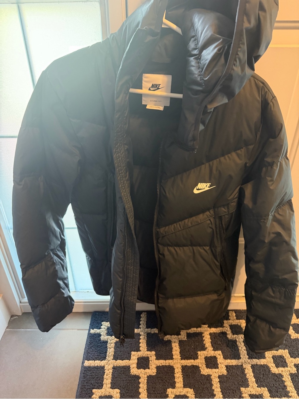 Nike Men’s Black Hooded Puffer Coat